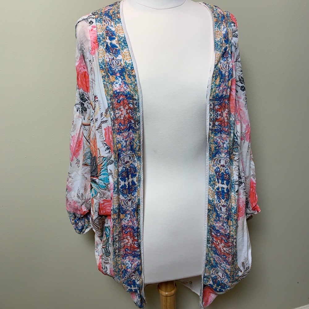 Feathers by Tolani Kimono